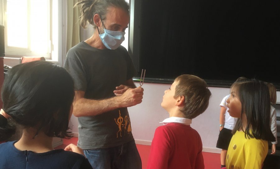 Intervention d'artiste dans les écoles © JM France