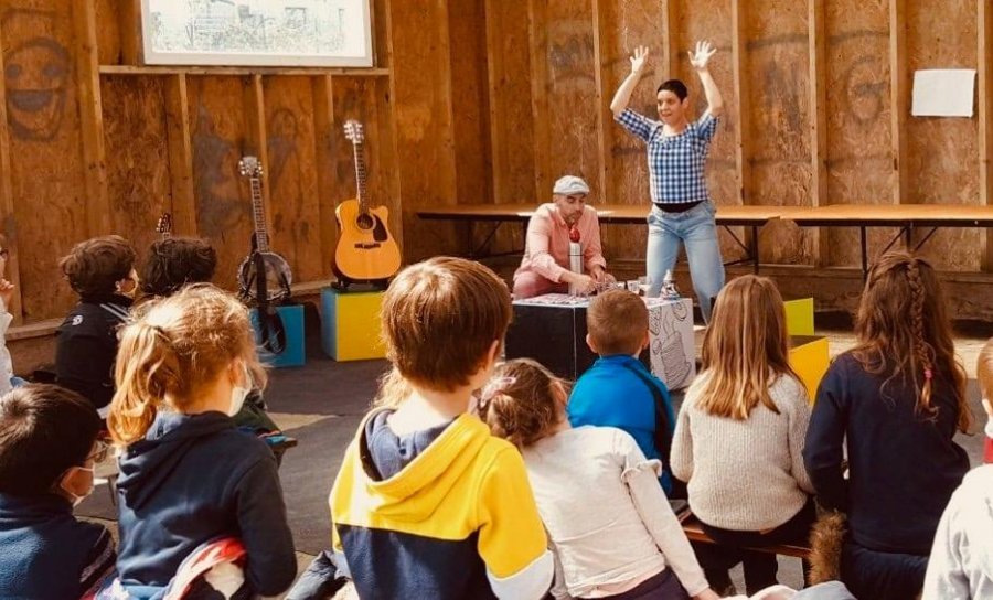 Mon concert en classe avec Marion Rouxin et Éric Doria (Bretagne)